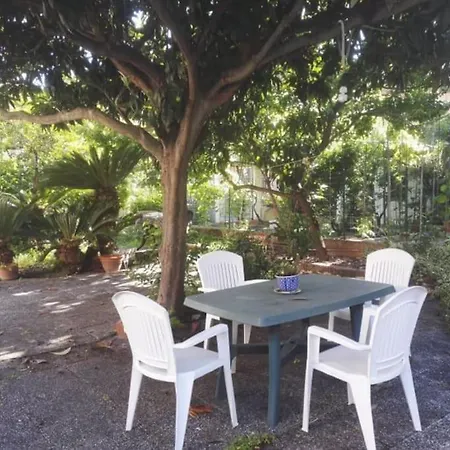 House Amelia بورديغيرا